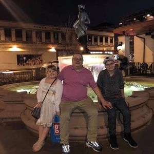 Meet your Posher, Chase